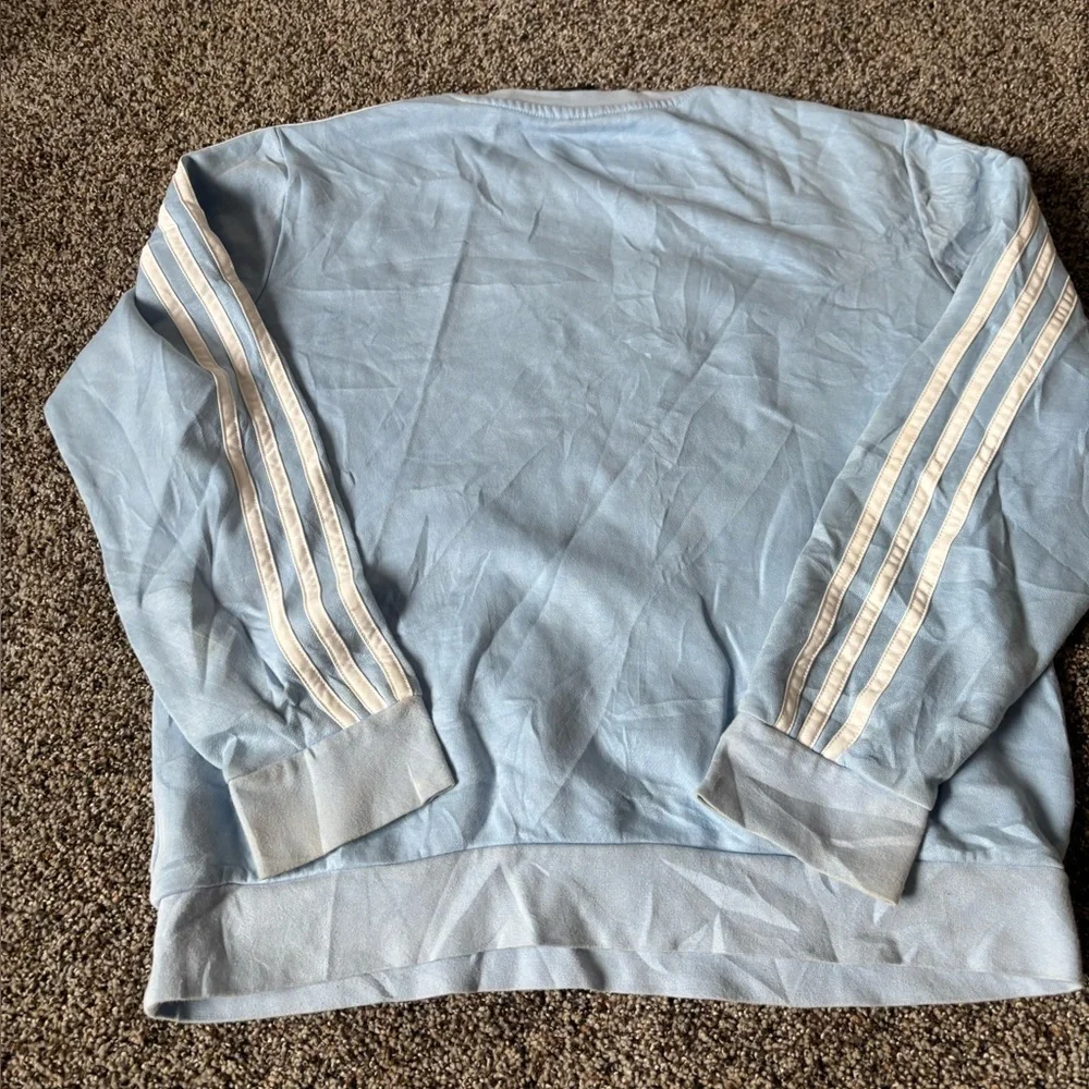 Adidas preloved size large Light Blue Sweater - Picture 3 of 3